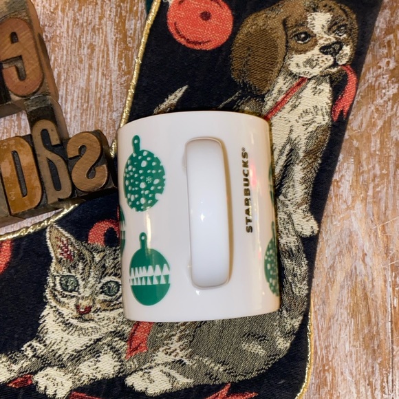 🆕🎄☕️🧜♀️STARBUCKS 12 oz. 2016 Holiday Ornament Ceramic Coffee Mug - Picture 5 of 8